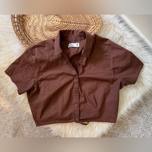 Hollister Brown Cropped Tie Waist Button Down Shirt Top Size Medium